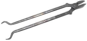 Bloom Forge Tongs use